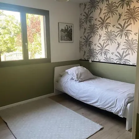 Vila Villa Ambonil *